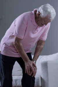 Physical Therapy Canton MI - How Does Physical Therapy Help Seniors with Arthritis?